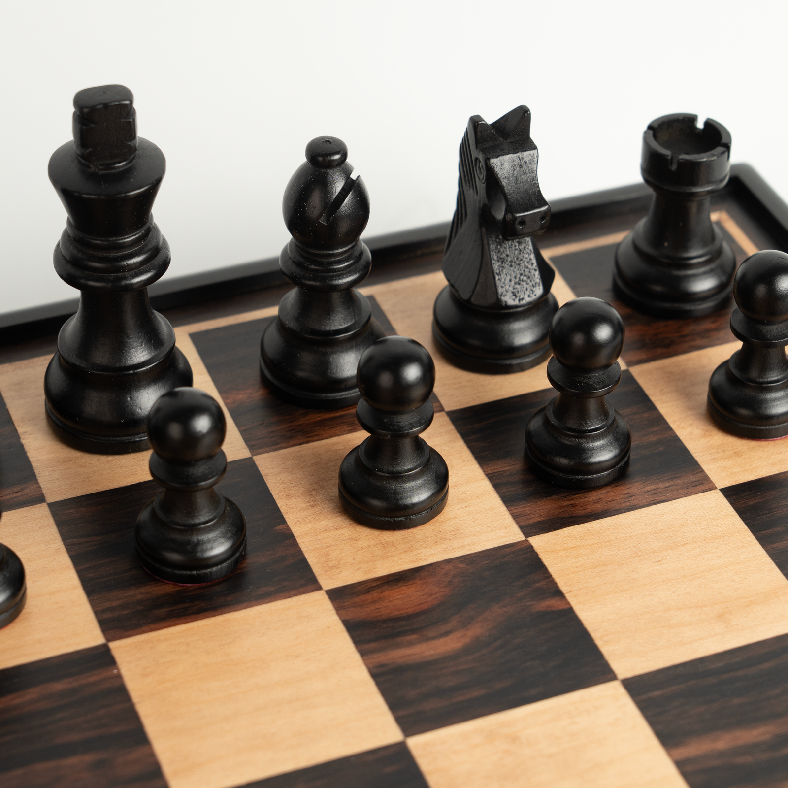 Ajedrez de Madera Magnético con Cajón de Almacenamiento premium