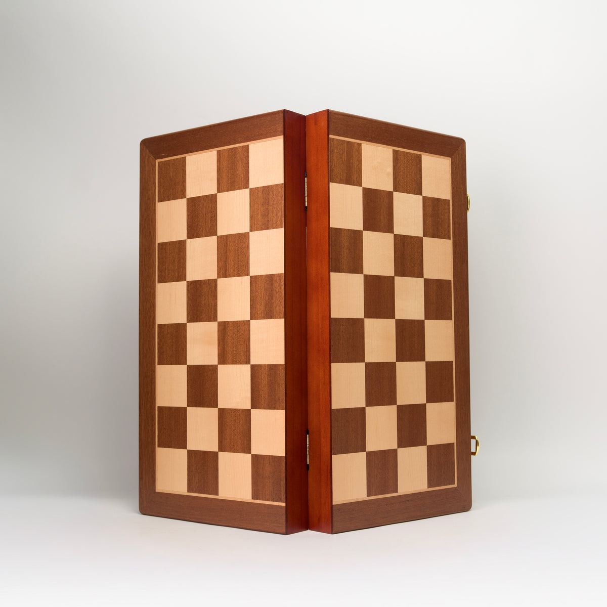 Ajedrez de Madera Modelo Roma - Plegable Sin Coordenadas con piezas templario y almacenamiento interior