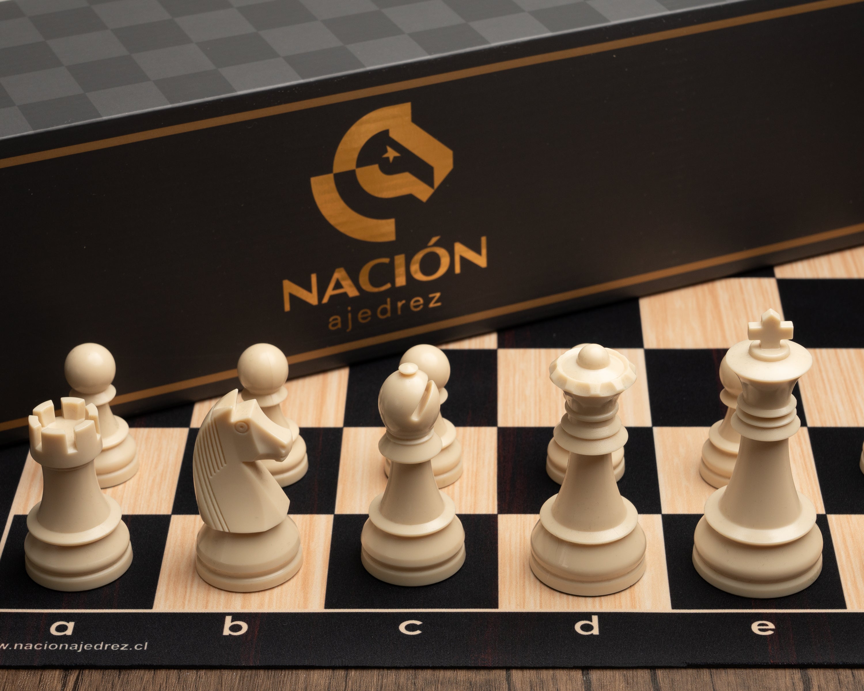Piezas De Ajedrez ABS Modelo Staunton Alemán Doble peso - Nación ajedrez