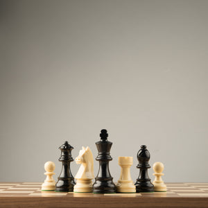 Piezas De Ajedrez Torneo Polímero Blanco y Negro Conjunto Completo De 34 Piezas