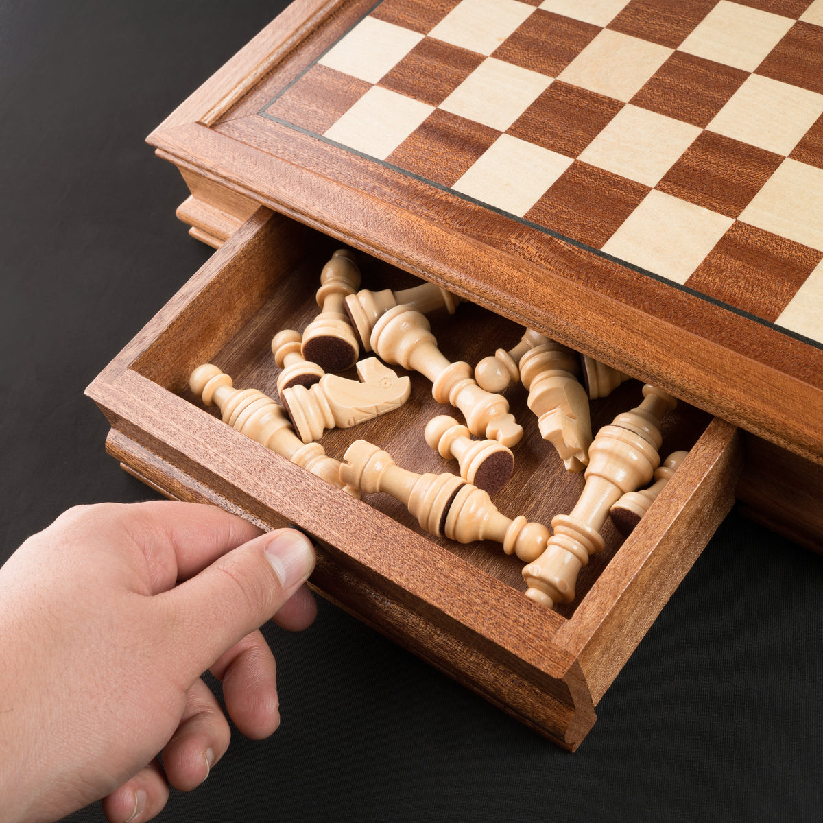 Ajedrez de Madera Magnético con Dos Cajones de Almacenamiento 32x32CM
