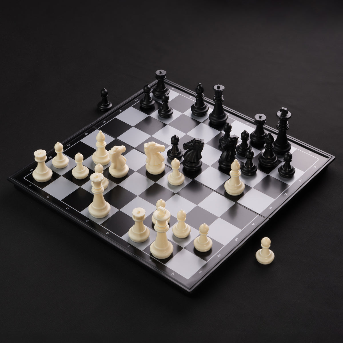 Tablero De Ajedrez Magnético 36x36cm Blanco y Negro